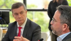 Deputado Ronaldo Medeiros intermedia diálogo entre sindicatos e governador