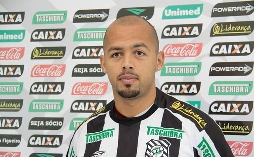 CRB contrata o atacante Mazola, ex-jogador do Figueirense