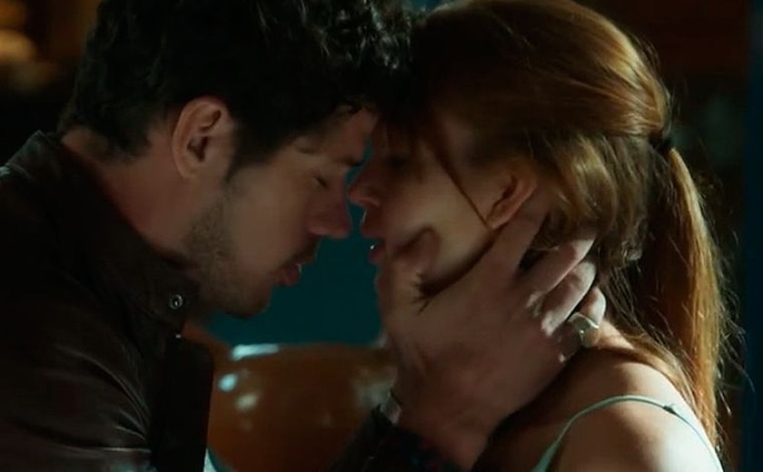 Novela diminui cenas de Loreto e o afasta de par com Marina Ruy Barbosa