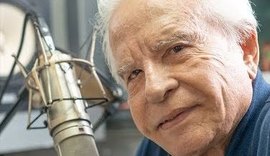 Cid Moreira recebe críticas após ‘desadotar’ o filho: ‘Ganância por dinheiro’