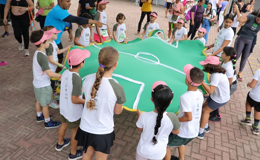 Unimed Maceió promove saúde e bem-estar na Meia Maratona Coop 2025