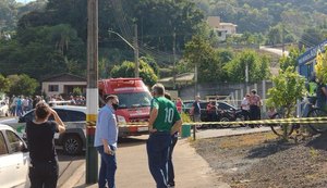 Jovem invade escola e mata 3 crianças e uma professora em SC