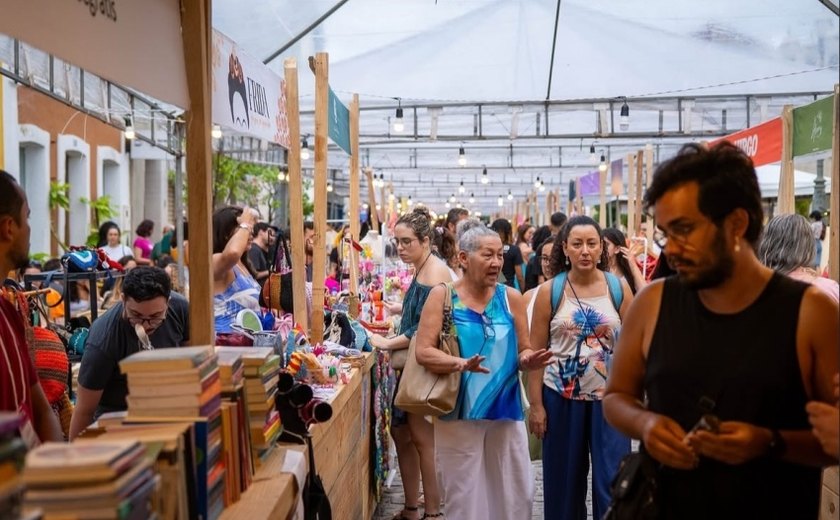 Feirinha do Quintal movimenta Jaraguá com arte, cultura e economia criativa