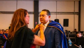 Alagoano toma posse em Recife como membro da Academia Brasileira de Escritores e Notáveis