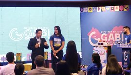 Escola Legislativa da deputada Gabi Gonçalves capacita jovens na Assembleia Legislativa de Alagoas