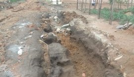 Cratera gigante incomoda moradores de bairro em Arapiraca