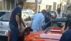 'Calhambeque' do Rei Roberto Carlos enguiça na Urca, zona sul do Rio