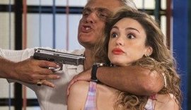 'Verão 90': Manuzita é sequestrada e tem arma apontada em sua cabeça