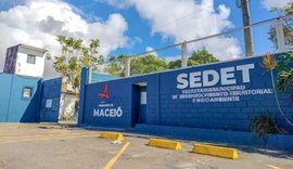 Fiscalização ambiental autua restaurante de fast-food e farmácia no bairro Farol