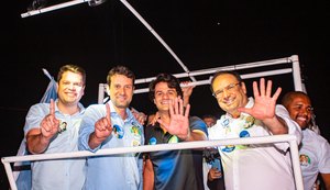 Caravanas de Daniel Barbosa mostram a força do povo agrestino