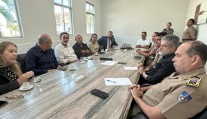 Secretário de Segurança e Comandante da PM recebem familiares do jovem Gabriel Lincoln
