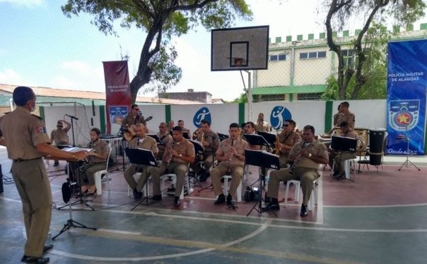 Programa Vem Ver a Banda Tocar realiza mais uma apresentação musical