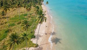 Praia do Patacho é certificada com selo internacional Bandeira Azul