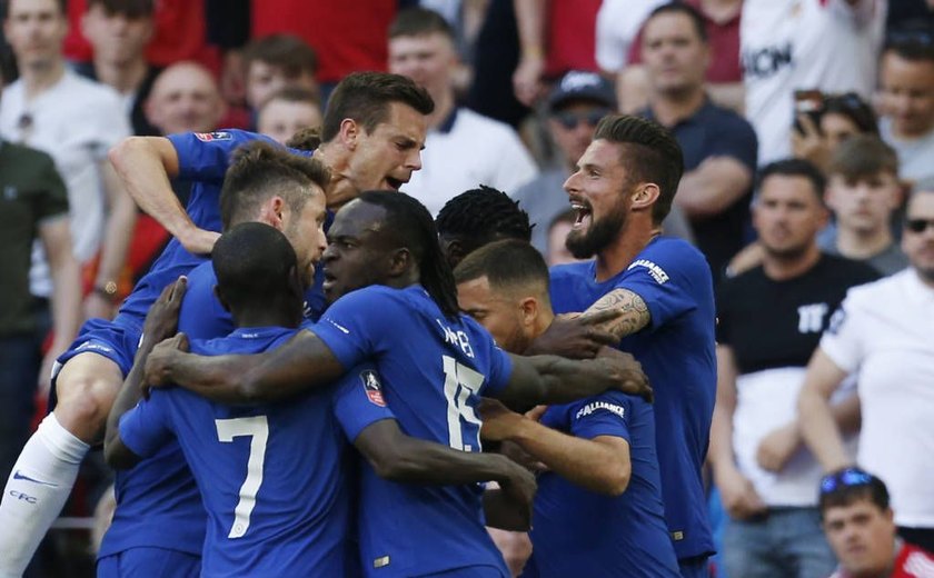 Chelsea vence Manchester United e leva a Copa da Inglaterra