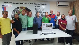 Dirigentes da ACEA recebem Marcos Barbosa e Eduardo Canuto durante um encontro informal em sua sede