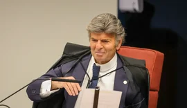 Fux cita inompetência do STF para julgar ação contra Bolsonaro