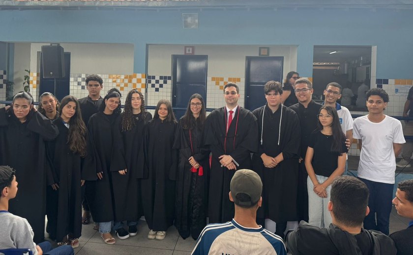 MP/AL promove júri simulado sobre feminicídio com estudantes de Santana do Ipanema
