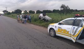 Capotamento e colisão deixam feridos em acidentes distintos em Arapiraca