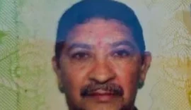 Homem é encontrado morto em boleia de caminhão; suspeita é que ele tenha sofrido uma parada cardíaca
