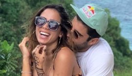 Após rumores, Anitta revela se está grávida de Scooby