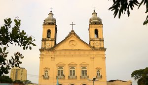 Maceió para durante festa da sua padroeira, Nossa Senhora dos Prazeres