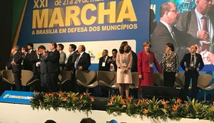 Prefeitos alagoanos participam da abertura da XXI Marcha em Defesa dos Municípios