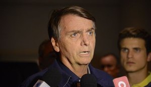 Reunião de Jair Bolsonaro com chefe da Aneel e elétricas causa estranhamento no setor