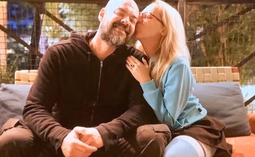 Apresentador norte-americano descobre ao vivo que a esposa armou plano para matá-lo