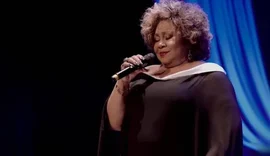 Alcione passa por cirurgia no Rio e tem estado de saúde divulgado
