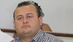 Léo Magalhães anima o São João em Maceió neste domingo