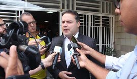 Renan Filho deve visitar Lula em Curitiba nesta terça-feira (10)