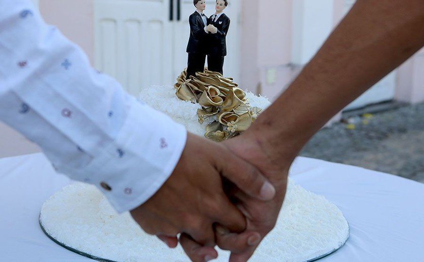 Casamento Coletivo do CAERR acontece nesta segunda-feira (8), no Teatro Deodoro