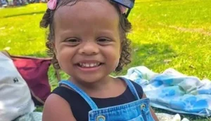 Criança é baleada na cabeça em Belford Roxo; menina ia ao médico quando foi alvejada