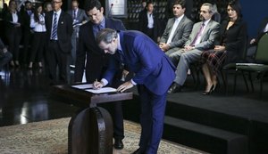 Executivo e Judiciário assinam pacto para garantir direitos da criança