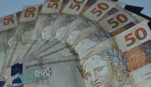 Governo de Alagoas libera pagamento da folha salarial do funcionalismo nesta quarta (26)