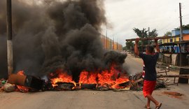 Vídeo: moradores das comunidades da Lagoa Mundaú protestam por entrega de moradias