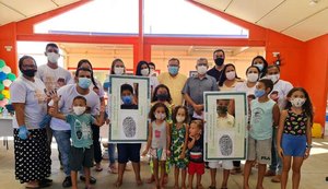 Alagoas lança projeto que emite de graça RG para alunos da rede pública