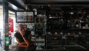 Na Venezuela, mais de 600 são detidos por denúncias de saques no comércio