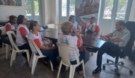 Secretário da Semce recebe integrantes do Fórum de Cultura Popular