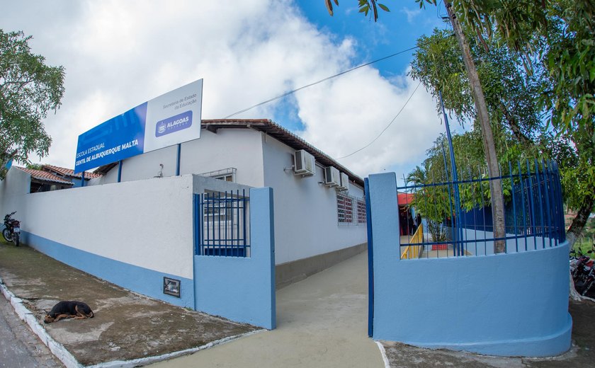 Governo de Alagoas anuncia R$ 32,4 milhões em investimento para educação e assina obras em quatro municípios