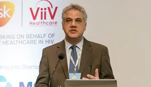 Covid-19 não desapareceu e casos continuam ocorrendo, alerta médico