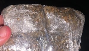 PM aprende armas de fogo e drogas em ações no interior e na capital