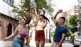Do entrudo às escolas de samba: conheça a história do Carnaval brasileiro