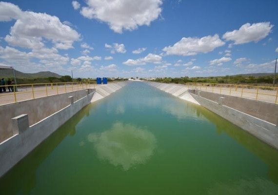Canal do Sertão: Infraestrutura autoriza a liberação de mais quatro quilômetros de água