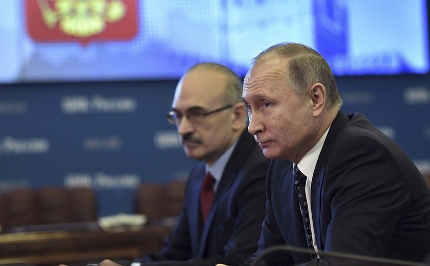 Vladimir Putin registra candidatura para concorrer à reeleição na Rússia em 2018