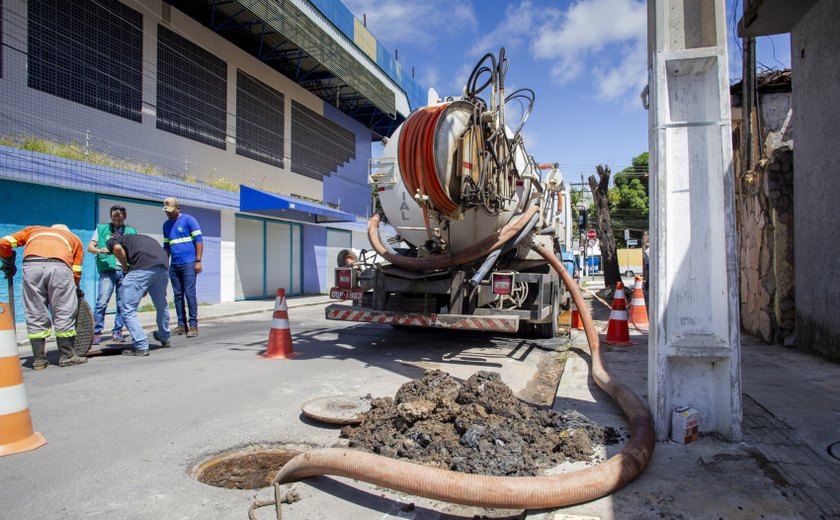 Operação flagra lançamento de esgoto da BRK no sistema de drenagem