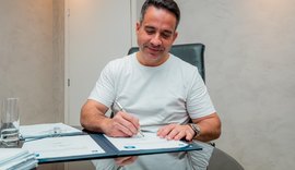 Paulo Dantas assina contrato para construção de 736 moradias
