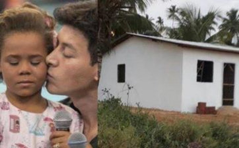 Casa feita por Faro à menina que salvou livros de enchente é criticada