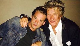 Rod Stewart é preso nos Estados Unidos por tentar invadir festa particular em hotel