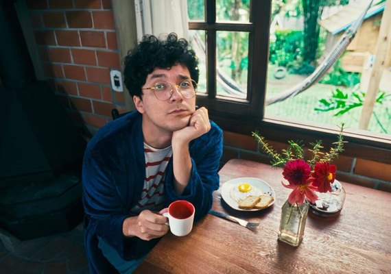Phill Veras apresenta show intimista em Maceió no Rex Bar neste domingo (19)
